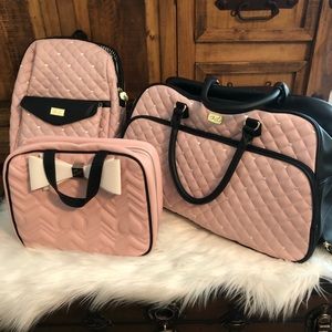 Travel/luggage set